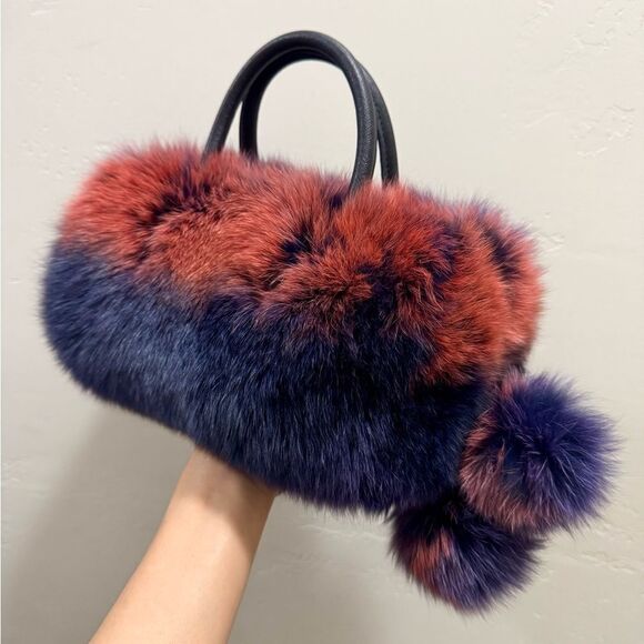 2 Tone Gradient Real Fox Fur Handmade Boston Bag/Crossbody & 2 Fur Balls Charm - Picture 8 of 17